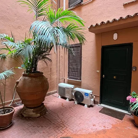 Lupa Urban Loft Apartment *